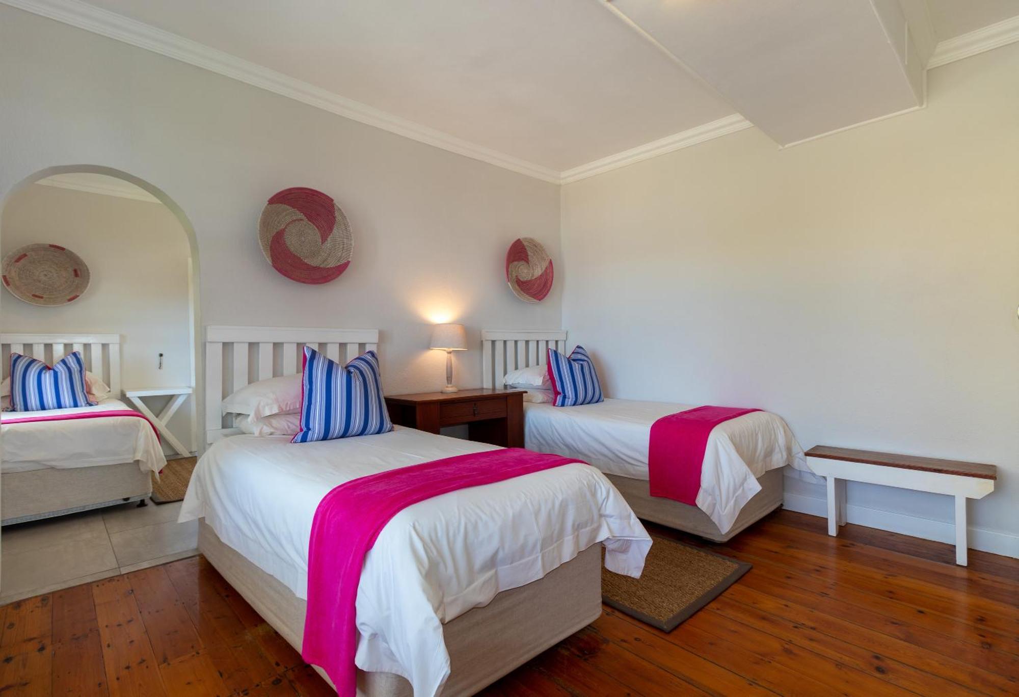 Morgan Bay Hotel Стая снимка