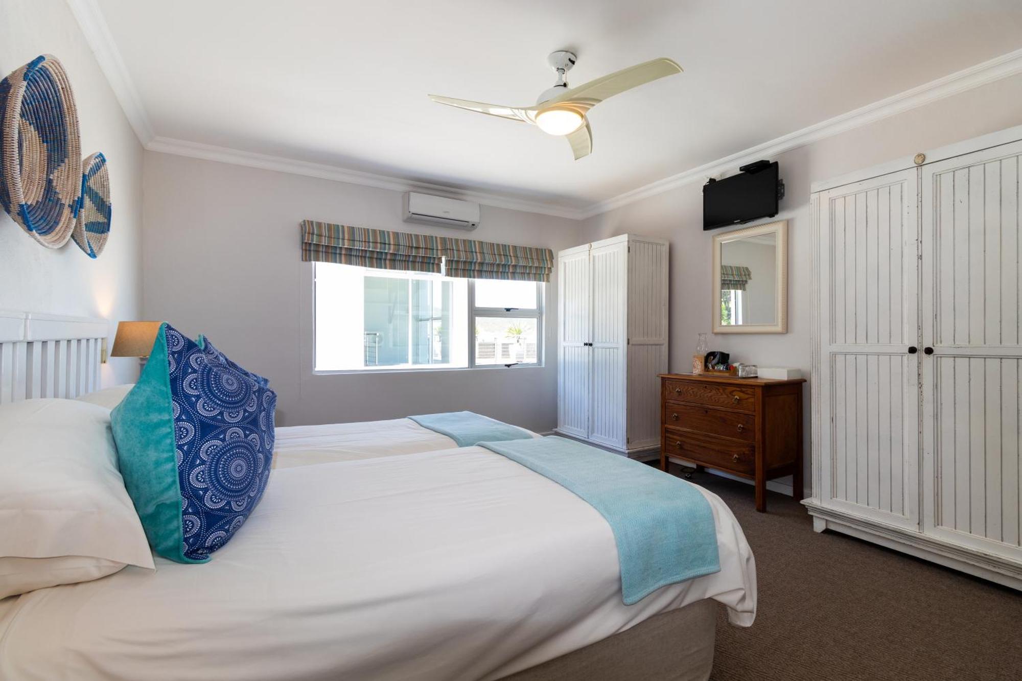 Morgan Bay Hotel Стая снимка